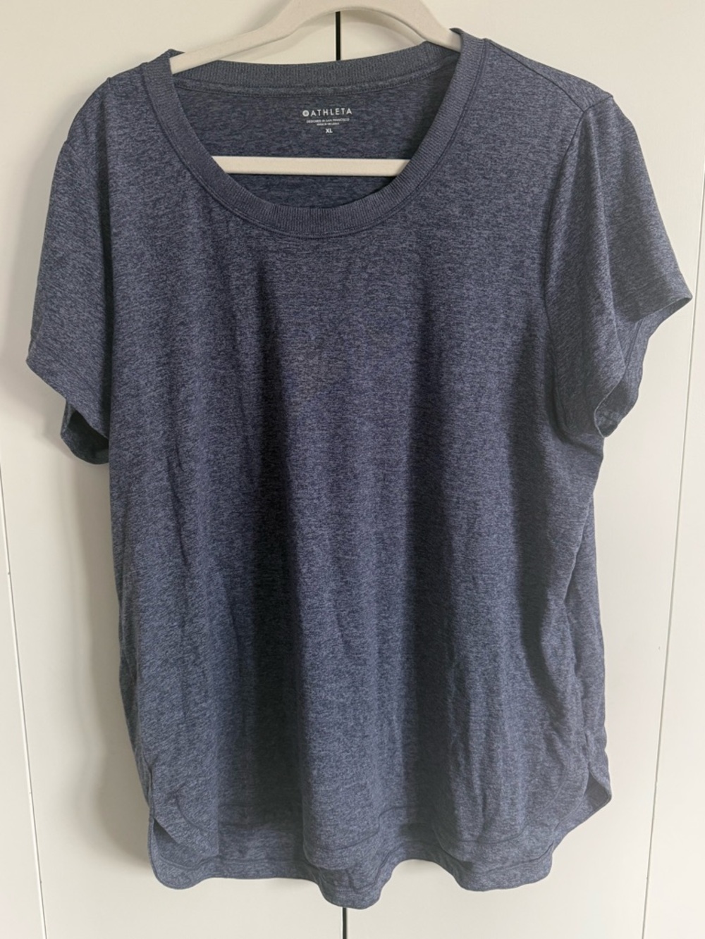 Athleta Uptempo Short Sleeve Tee - Purple Blue EUC